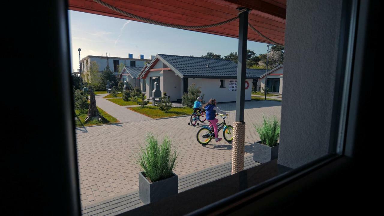 Jastrzebia Port Villa Jastrzębia Góra Exterior foto
